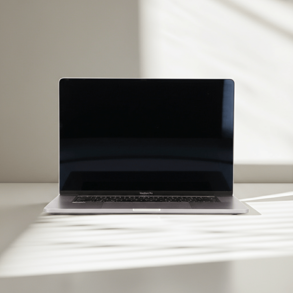 Laptop Apple MacBook Pro 16" (2019) disponível em TokenPI Store