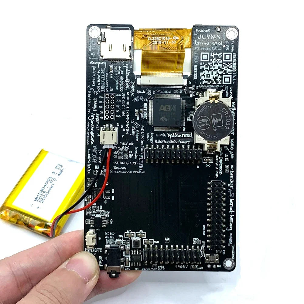 PortaPack H2M Signature Edition Portable SDR Software Defined Radio 10.00MHZ TCXO Radio Receiver Analog GPS Assembled for Hackrf