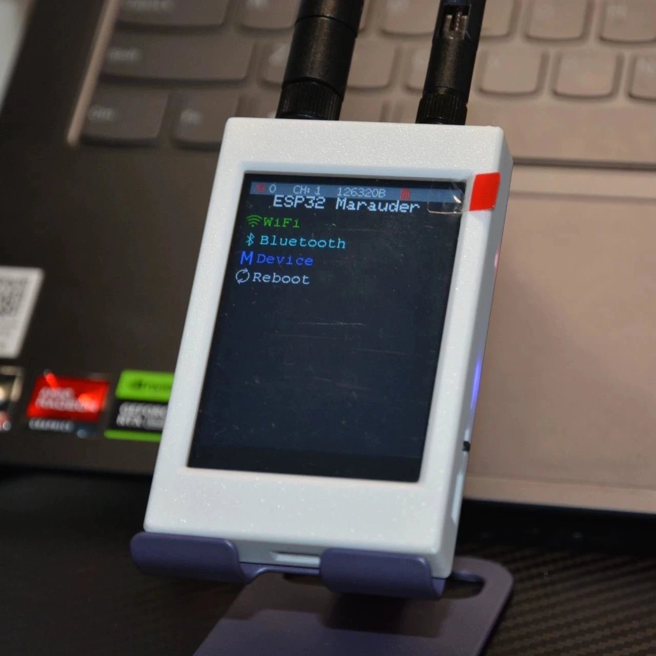 Hacking Ferramenta Sem Fio ESP32 Com WiFi Bluetooth GPS CYD DIY disponível em TokenPI Store