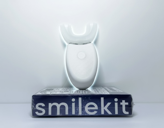 SmileKit Kit Profissional de Branqueamento Dentário LED — Recarregável e Sem Fios | Clareamento Avançado em TokenPI Store